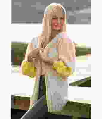 Nyte lang fargerik strikkejakke Kathrine Sørland - Viking 2022-10A