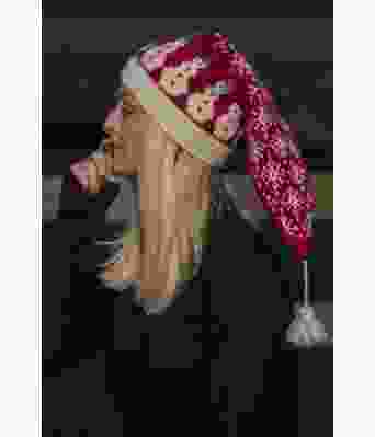 Vinterdrøm strikket lang lue med snømenn Kathrine Sørland - Viking 2032-12