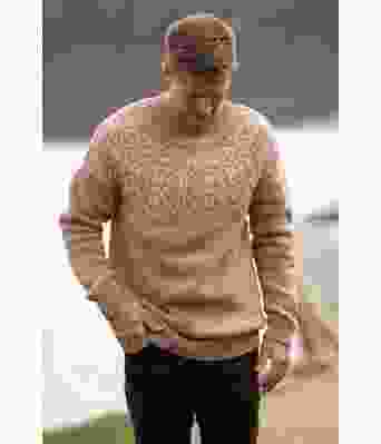 Allehånde beige brun strikkegenser til mann - Viking 2221-07