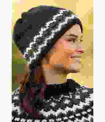 Awiga strikket lue i tykt ullgarn - Viking 2301-09B