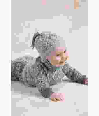 Ellinor lyseblått sett med genser bukse og lue - Viking 2304-03B