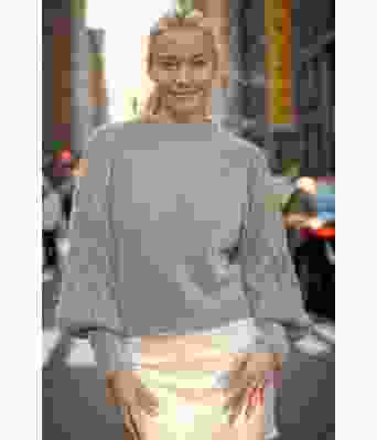 Beige Juliegenser - Mie Mack Cappelen by Viking 2415-5-307